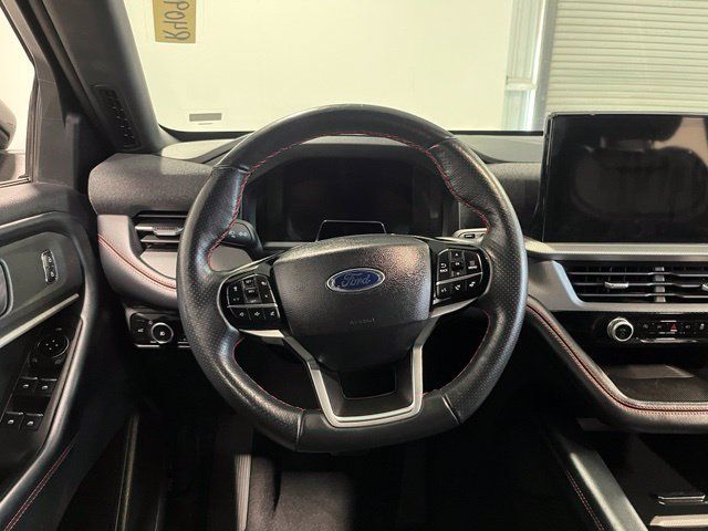 Used 2025 Ford Explorer ST-Line AWD/4WD image 22
