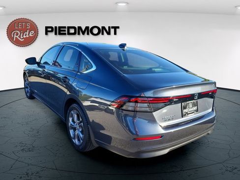 Used 2024 Honda Accord EX image 7