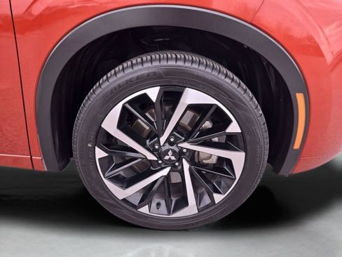 Used 2023 Mitsubishi Outlander SEL image 32