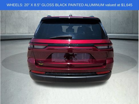 Used 2023 Jeep Grand Cherokee Altitude AWD/4WD image 6