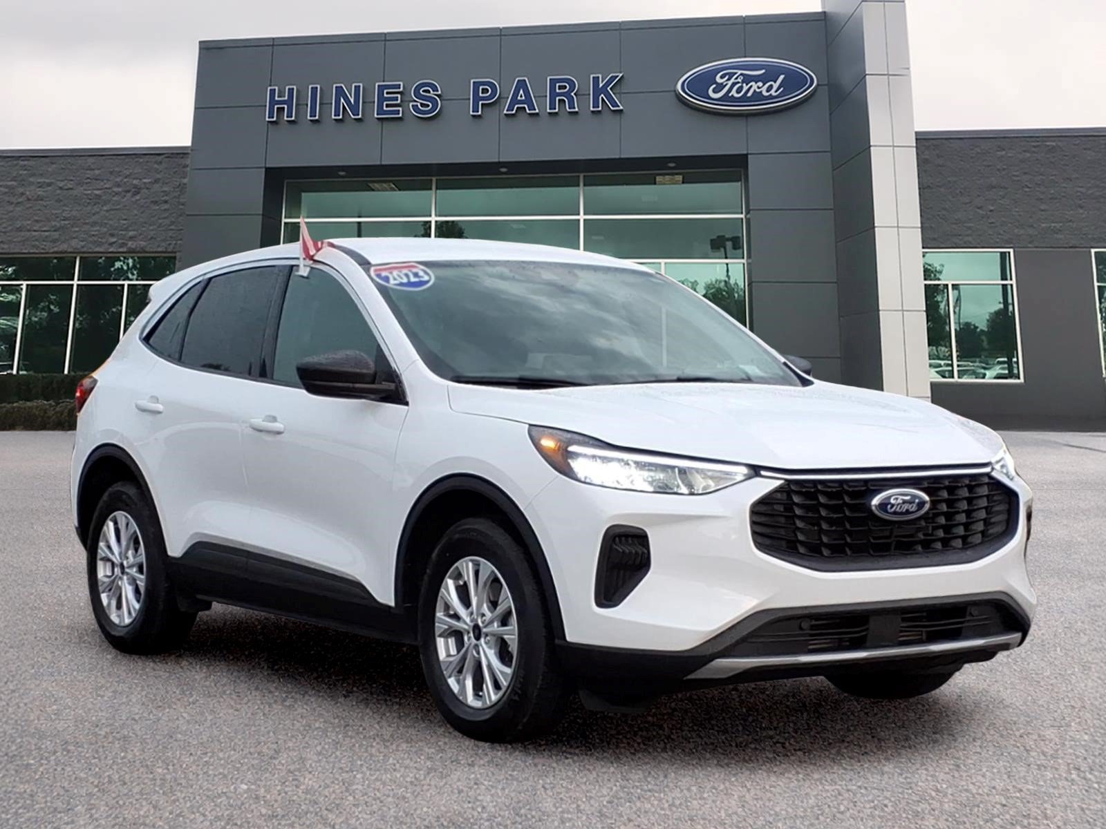 Certified 2023 Ford Escape Active AWD/4WD image 1