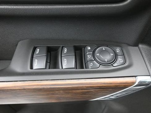 Used 2021 Chevrolet Silverado 3500 High Country w/ Z71 Off-Road Package AWD/4WD image 18