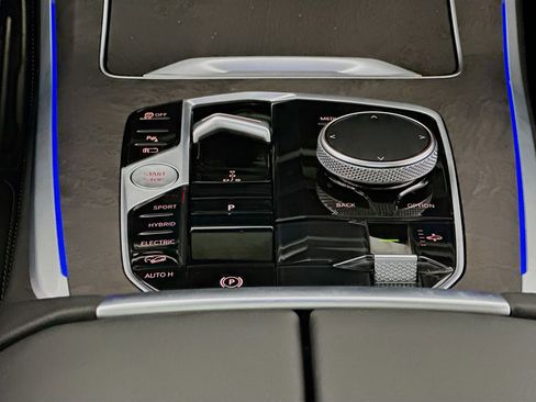 Used 2024 BMW X5 xDrive50e w/ M Sport Package image 14