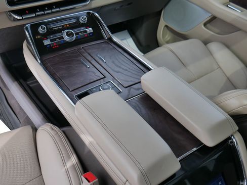 Used 2022 Lincoln Navigator L Reserve image 36