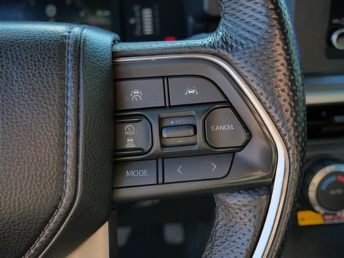 Certified 2024 Toyota Tacoma SR5 AWD/4WD image 29