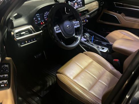 Used 2021 Kia Telluride SX w/ Nightfall Edition Package AWD/4WD image 3
