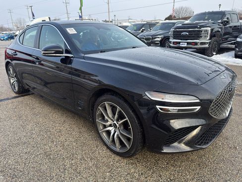 Used 2025 Genesis G70 2.5T image 3