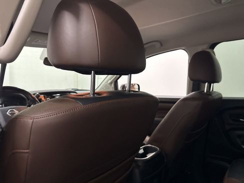 Used 2018 Nissan Titan Platinum Reserve AWD/4WD image 46