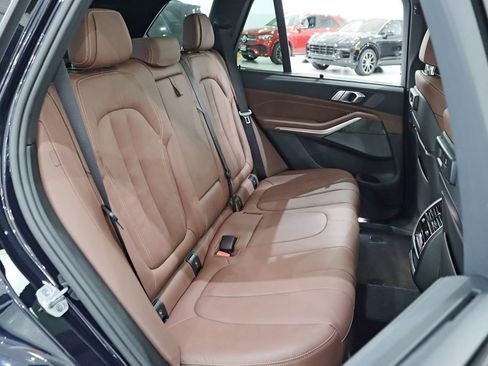 Used 2021 BMW X5 M50i w/ Executive Package AWD/4WD image 31