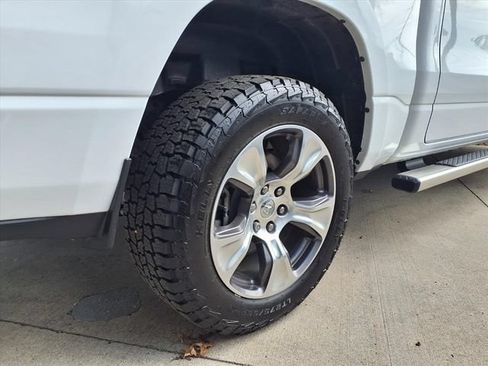 Used 2023 RAM 1500 Laramie AWD/4WD image 10
