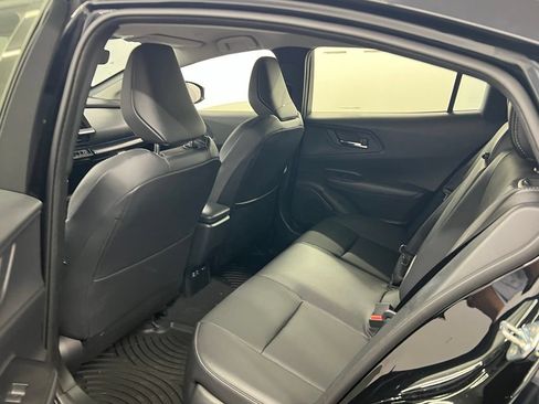 Used 2026 Toyota Prius Plug-In Hybrid FWD image 10