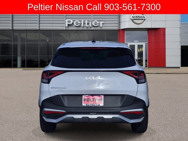 Used 2024 Kia Sportage EX FWD image 5