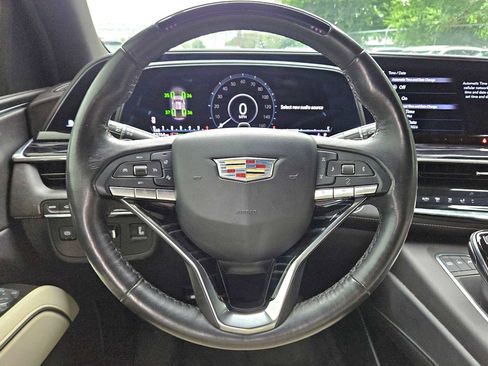 Used 2021 Cadillac Escalade ESV Premium Luxury w/ LPO, Illumination Package RWD image 14