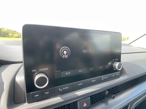 Certified 2024 Honda CR-V EX image 17