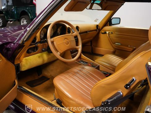 Used 1986 Mercedes-Benz 560 SL image 4