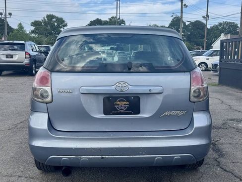 Used 2005 Toyota Matrix FWD image 4