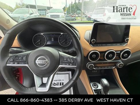 Used 2020 Nissan Sentra SV w/ SV Premium Package FWD image 15