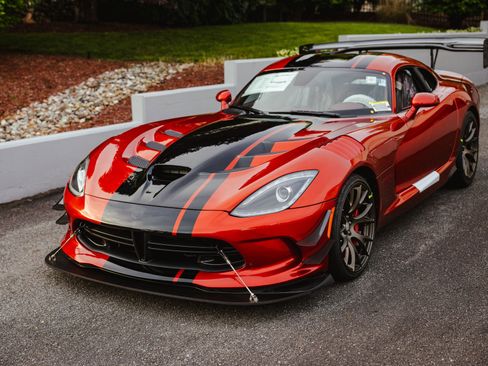 Used 2017 Dodge Viper GTC w/ ACR Package RWD image 10