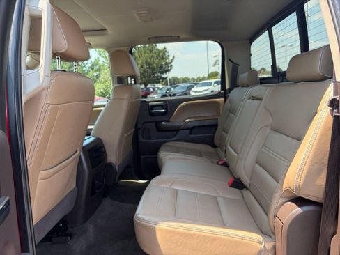 Used 2018 GMC Sierra 1500 Denali w/ Denali Ultimate Package AWD/4WD image 18