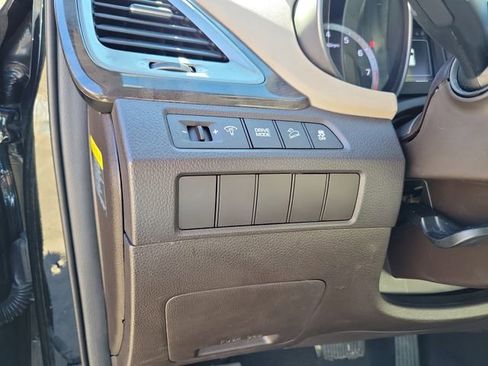 Used 2017 Hyundai Santa Fe Sport image 16