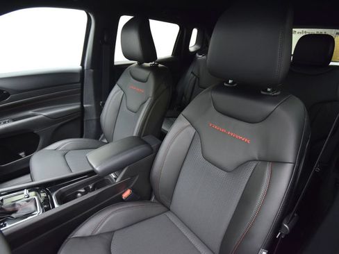 New 2026 Jeep Compass Trailhawk AWD/4WD image 32