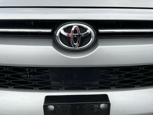 Used 2024 Toyota 4Runner SR5 image 10