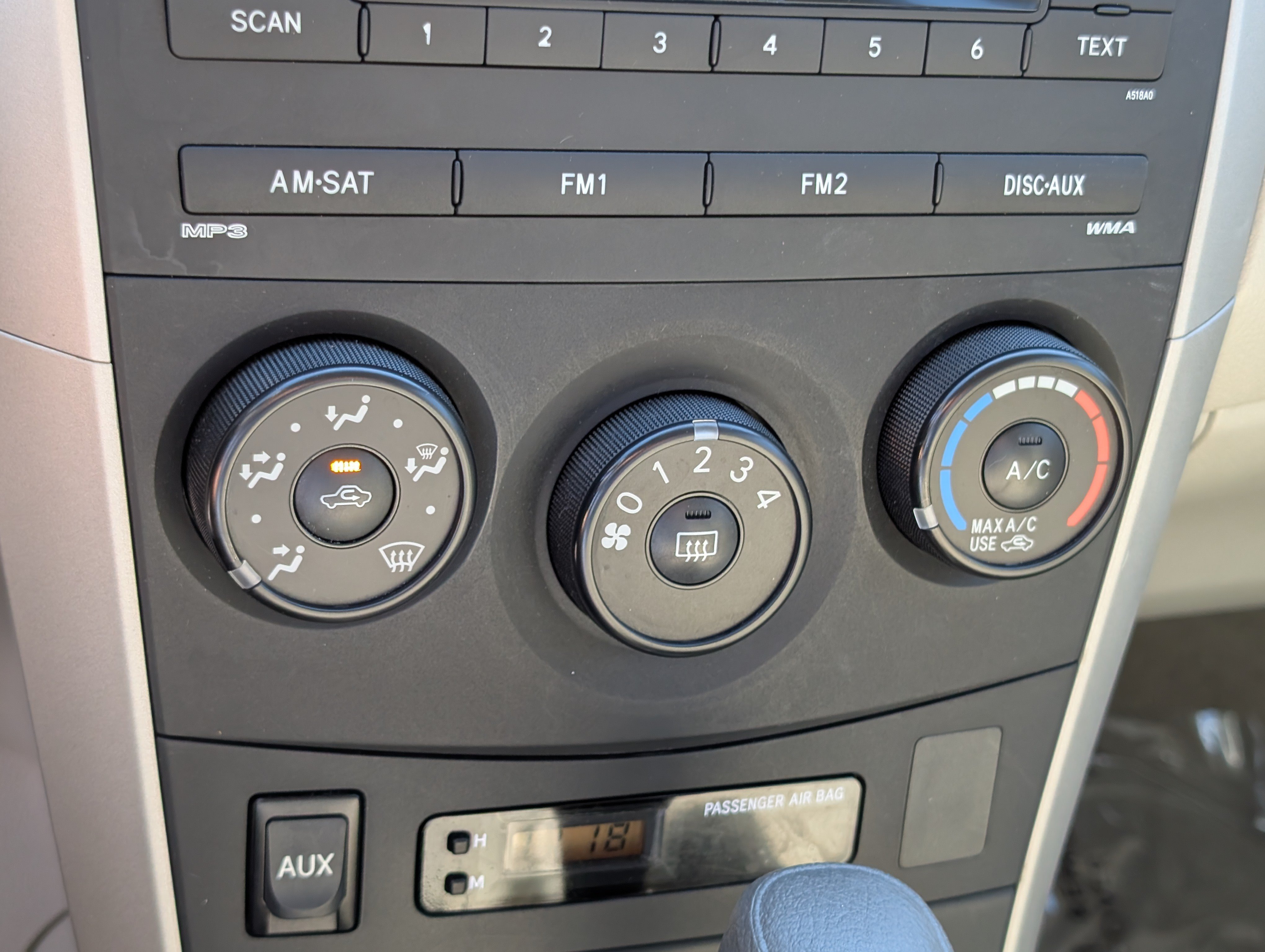 Used 2010 Toyota Corolla LE FWD image 22