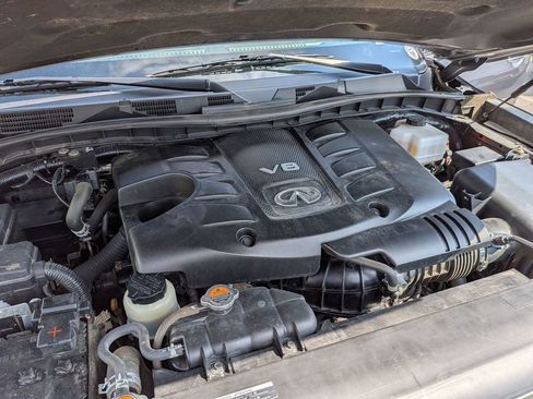 Used 2024 INFINITI QX80 Luxe image 12