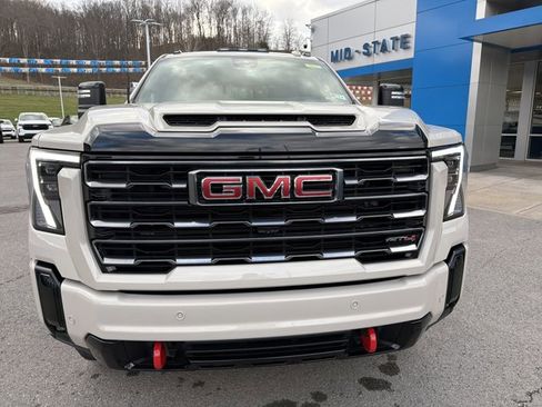 Used 2026 GMC Sierra 3500 AT4 w/ AT4 Premium Plus Package image 12