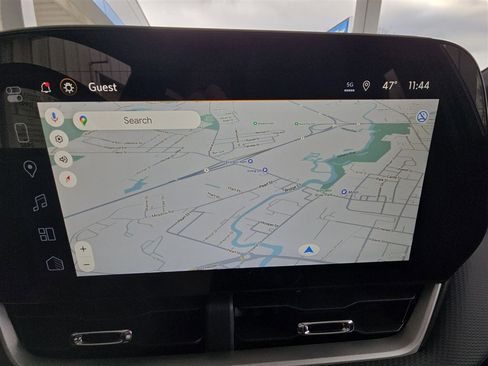 New 2026 Chevrolet Equinox LT image 14