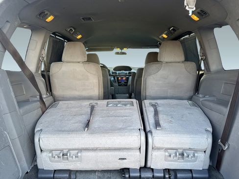 Used 2015 Honda Odyssey EX image 19