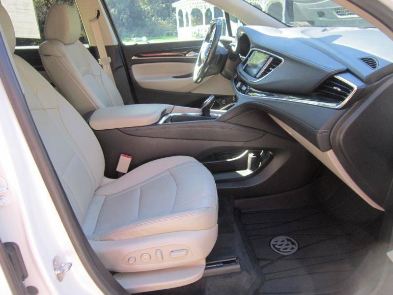 Used 2021 Buick Enclave Premium w/ Surround and Sites Package AWD/4WD image 8