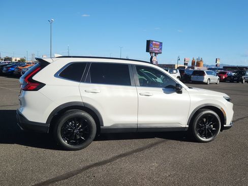 Used 2025 Honda CR-V Sport image 2