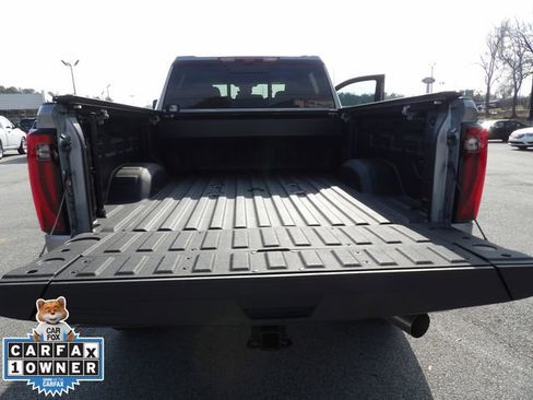Used 2025 GMC Sierra 2500 Denali Ultimate image 17