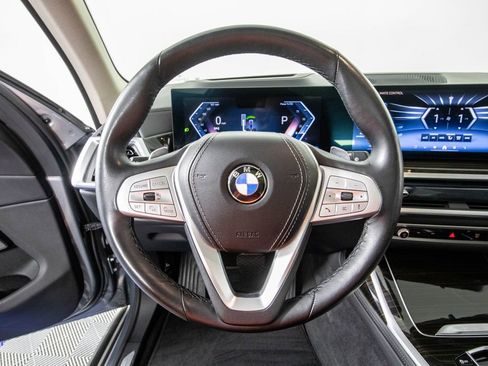 Used 2024 BMW X7 xDrive40i AWD/4WD image 21