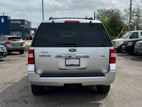 Used 2011 Ford Expedition XLT image 7