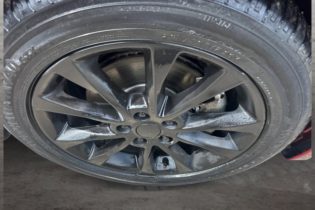 Used 2017 Ford Fusion SE w/ Fusion SE Technology Package FWD image 17