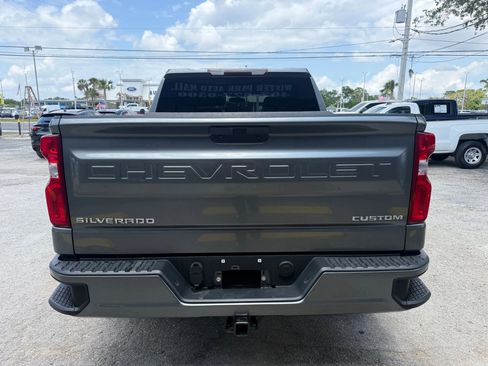 Used 2020 Chevrolet Silverado 1500 Custom w/ Custom Value Package RWD image 5