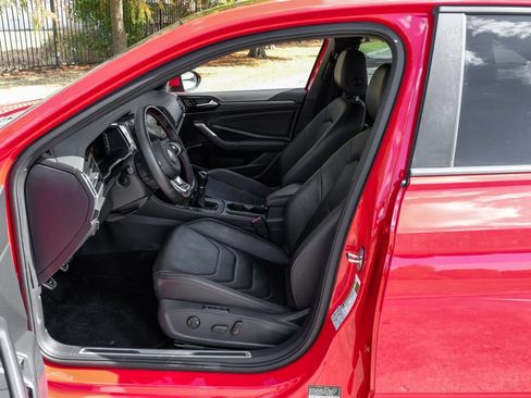 Used 2019 Volkswagen Jetta GLI Autobahn FWD image 6
