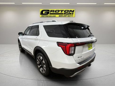 New 2026 Ford Explorer Platinum AWD/4WD image 3