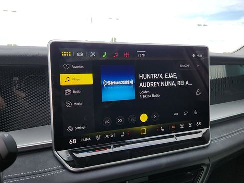 New 2026 Volkswagen Tiguan SE image 19