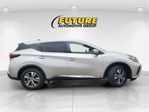 Used 2023 Nissan Murano S image 3
