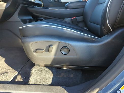 Used 2025 Buick Enclave Preferred image 11