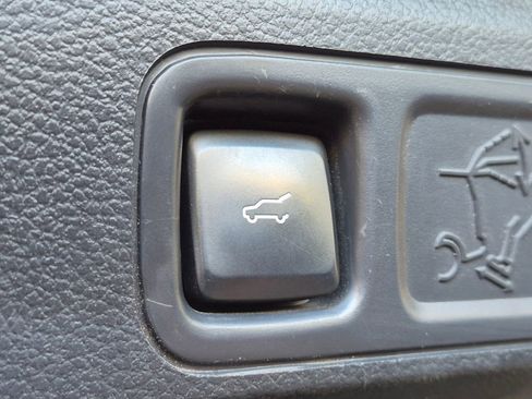 Used 2022 Ford Expedition Timberline image 19