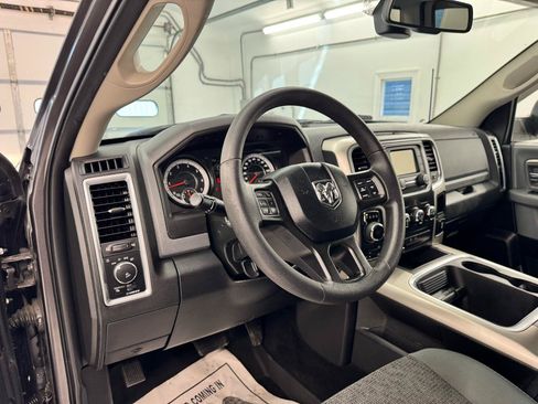 Used 2018 RAM 1500 Outdoorsman AWD/4WD image 13