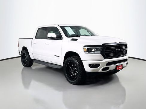 Used 2020 RAM 1500 Sport w/ Night Edition image 7