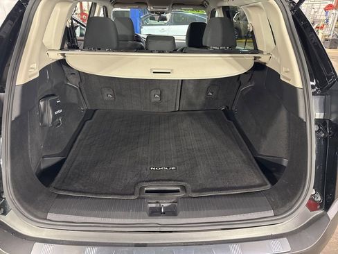 Certified 2023 Nissan Rogue S image 25