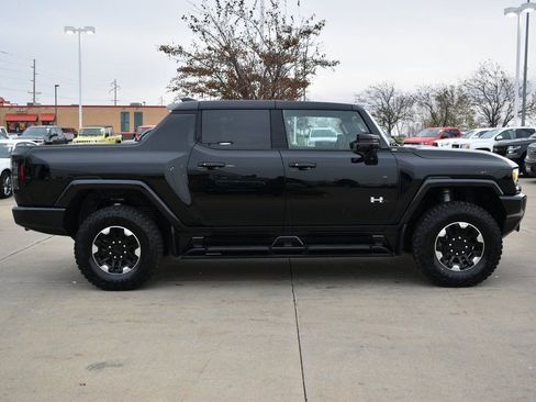 New 2024 GMC Hummer EV 2X w/ Extreme Off-Road Package image 8