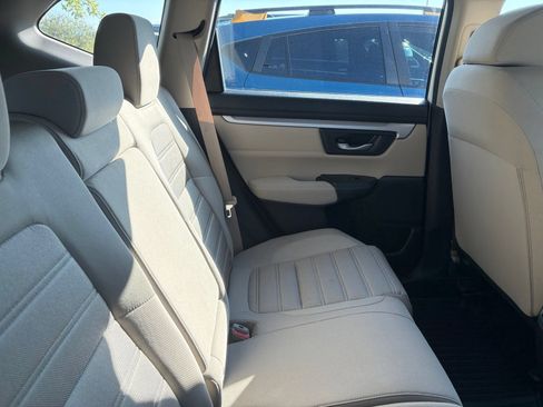 Used 2018 Honda CR-V LX image 10