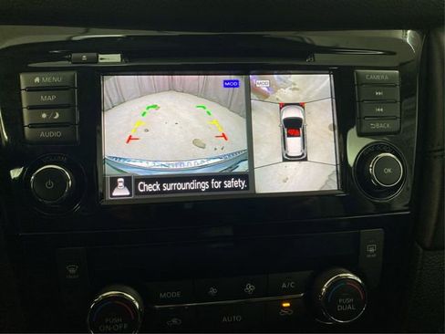 Used 2019 Nissan Rogue SL image 29